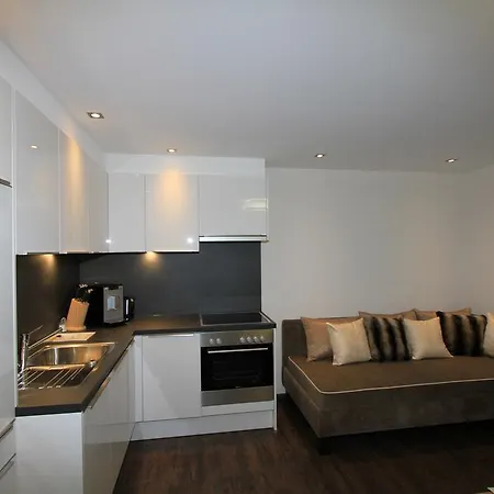 Relax Aparthotel 4*